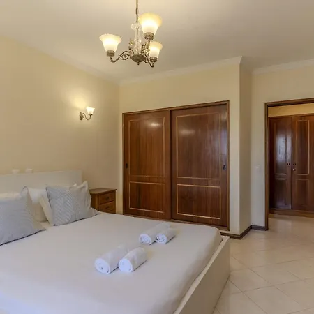 Apartment #366 Cozy 1br Retreat Private Balcony *