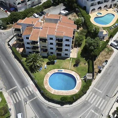 Apartman #366 Cozy 1br Retreat Private Balcony